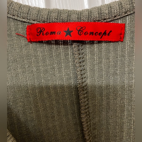 Roma Concept Green Ribbed Jumpsuit with Adjustable Shoulder Straps - Picture 6 of 7